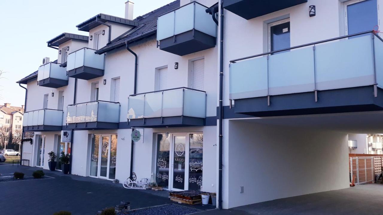 Cosy Holiday Apartment Keszthely Exterior photo